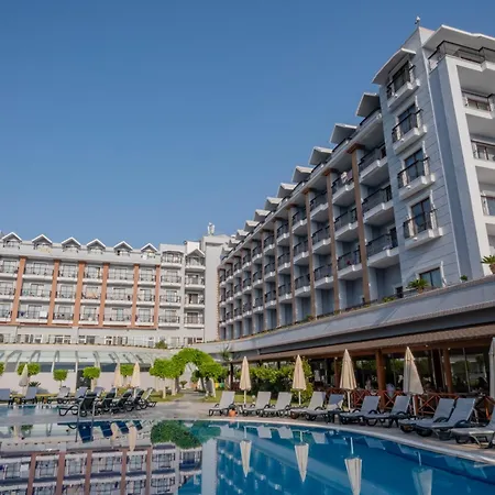 Fore & Отель 4*